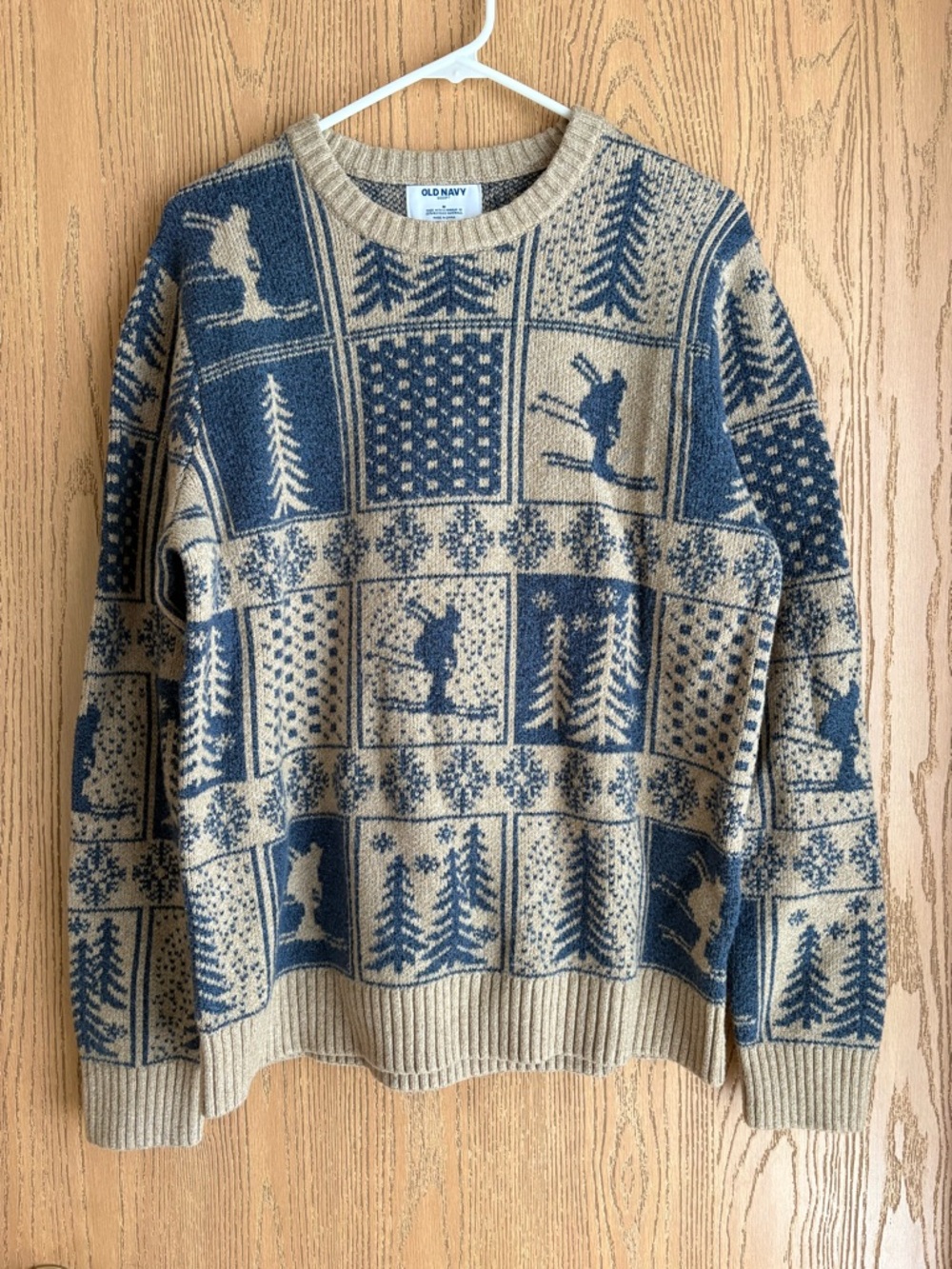 Old Navy Men's Beige and Blue Ski Patchwork Crewneck Sweater